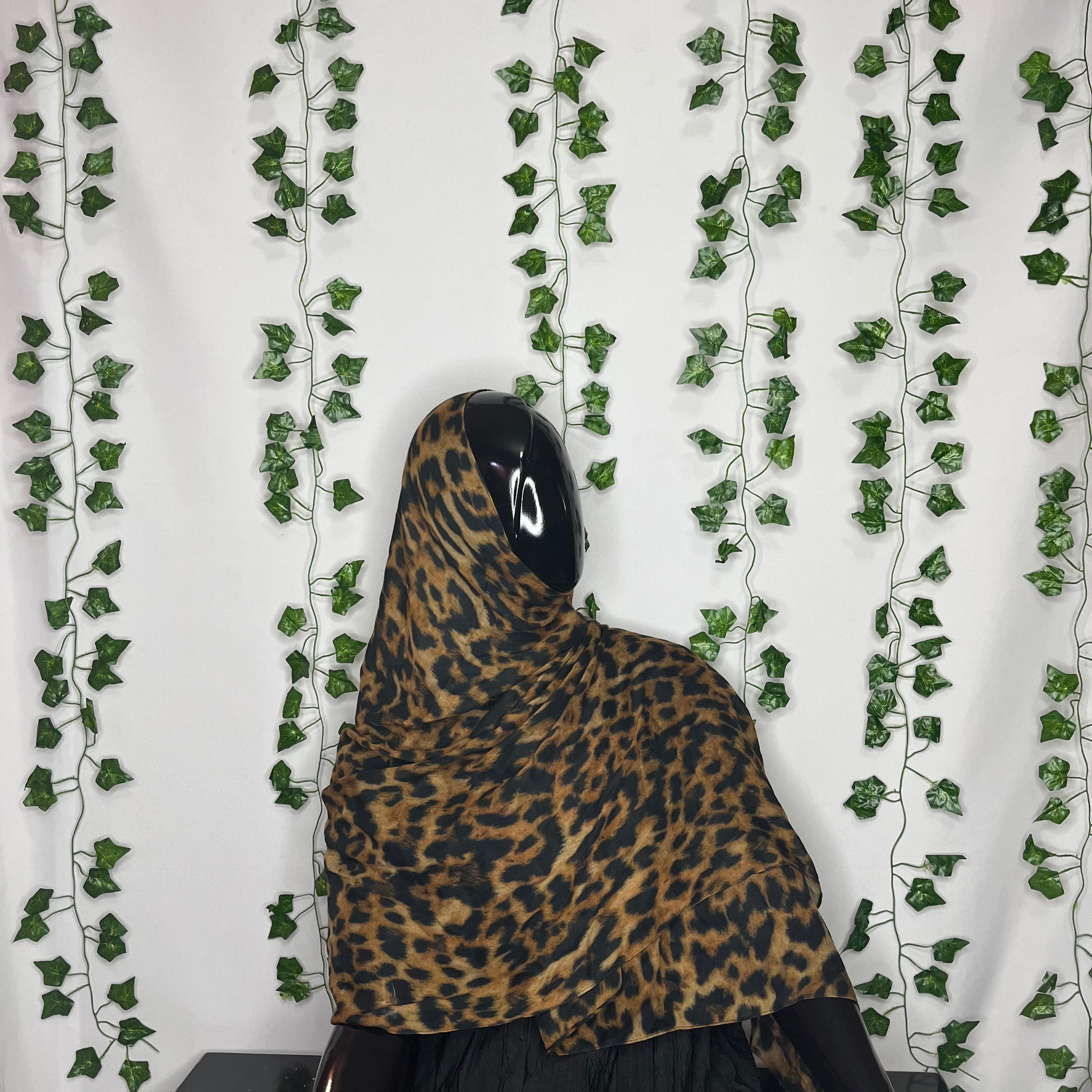 Brown cheetah hijab